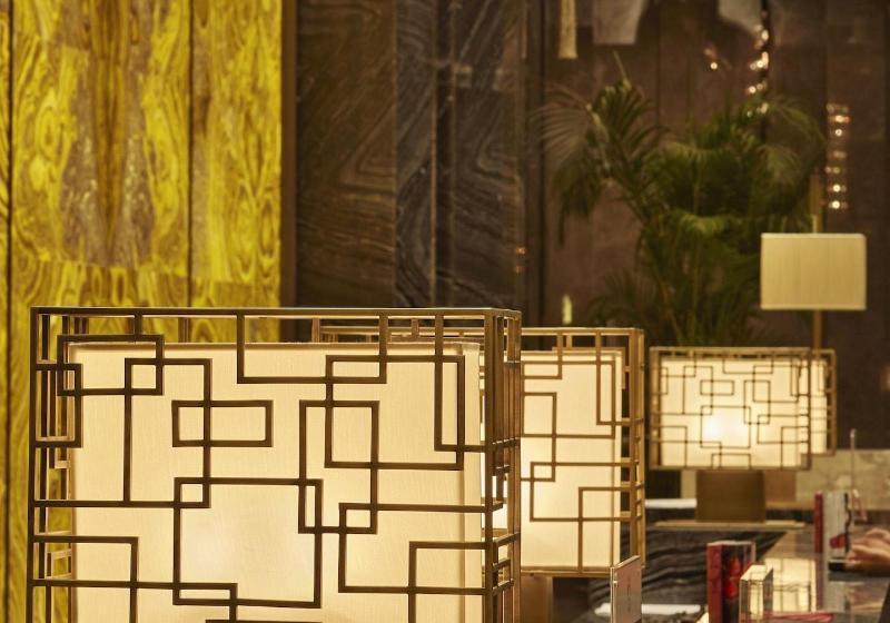 Отель Wanda Realm Dongying