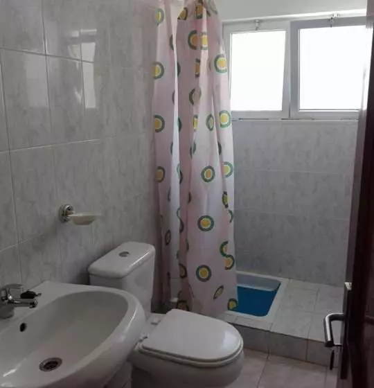Simabo's Backpackers' Hostel