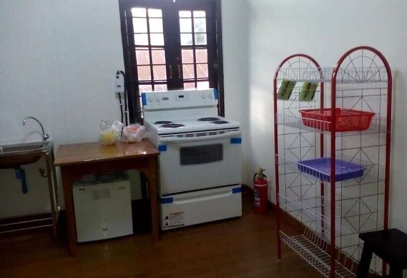 Taunggyi Golden Wing Motel 2   Hostel