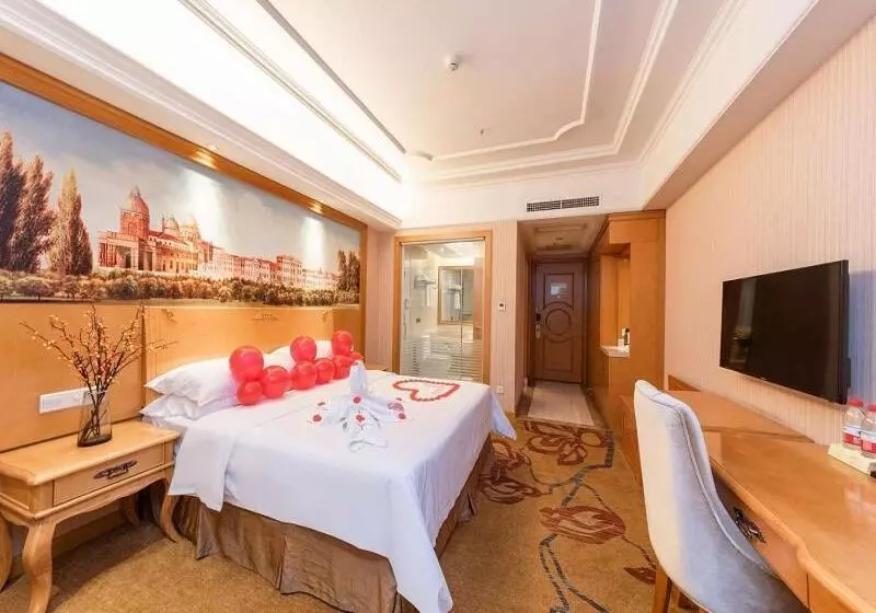 Vienna International Hotel Zhuzhou Railway Station Central Plaza