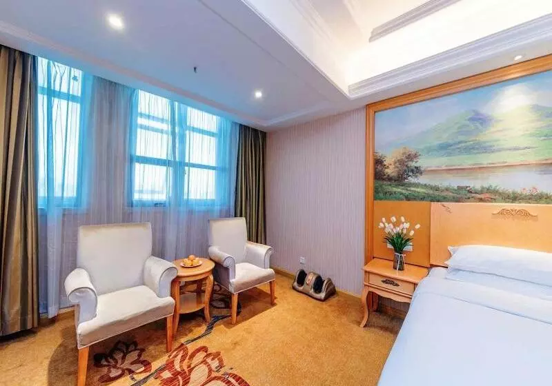 Vienna International Hotel Zhuzhou Railway Station Central Plaza