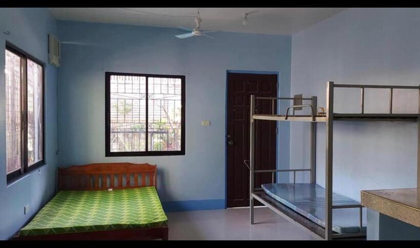 Schronisko Art J S Traveller S Inn