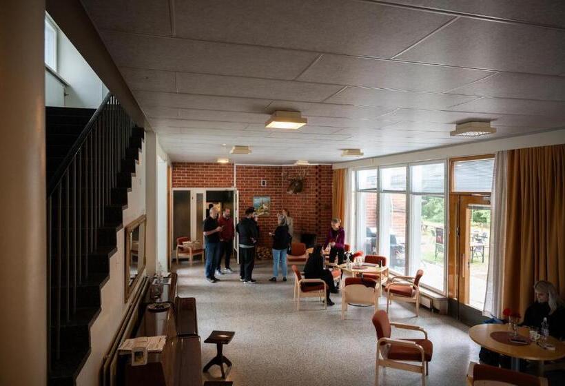 הוסטל Koivu Ja Kuusi Eräkeskus