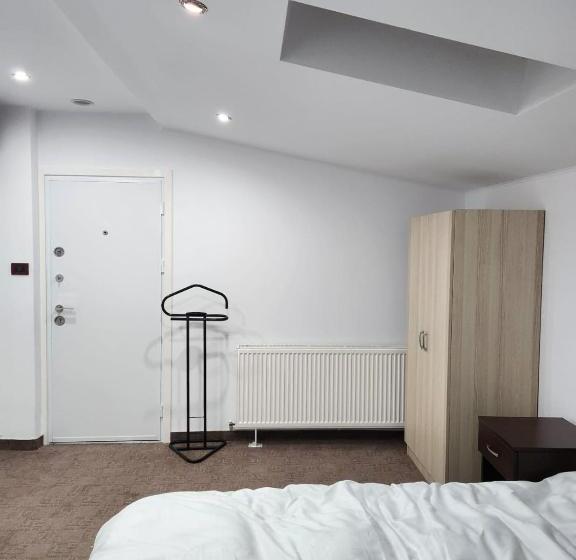 تختخواب و صبحانه Luxinn