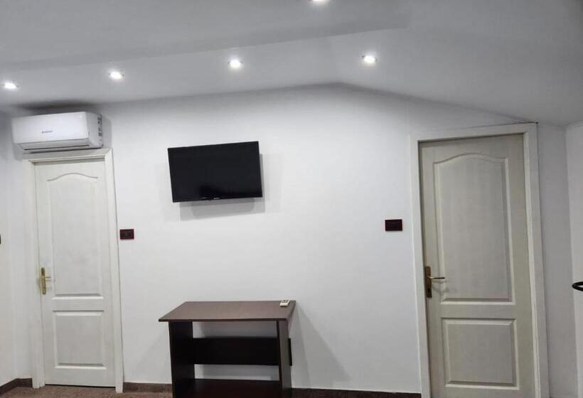 تختخواب و صبحانه Luxinn