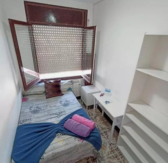 تختخواب و صبحانه Paralelo Rooms