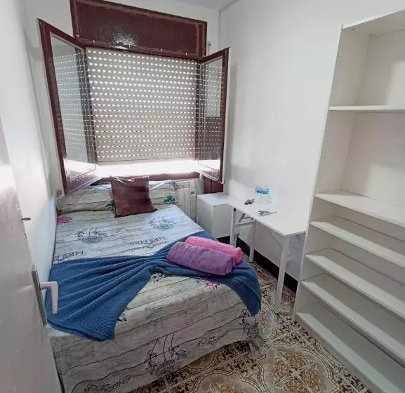 تختخواب و صبحانه Paralelo Rooms