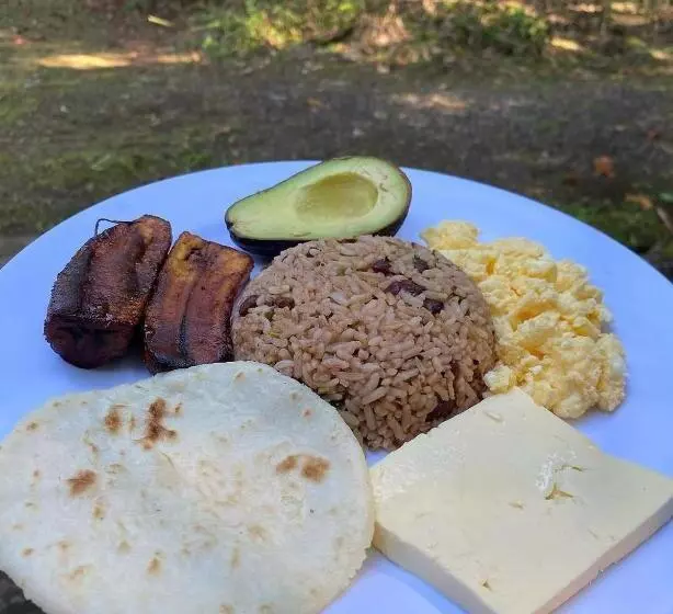 Hotelli Centro Manú