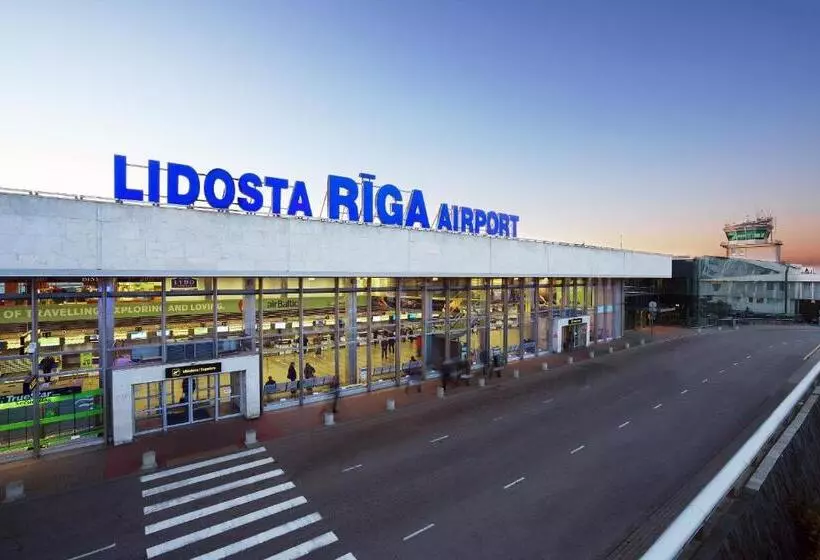 هتل کپسول Kepler Club Riga Airport Hotel   Landside Public Area