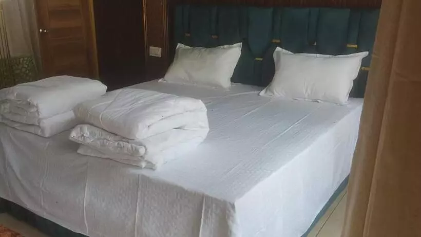 Hotelli Kanti Resort