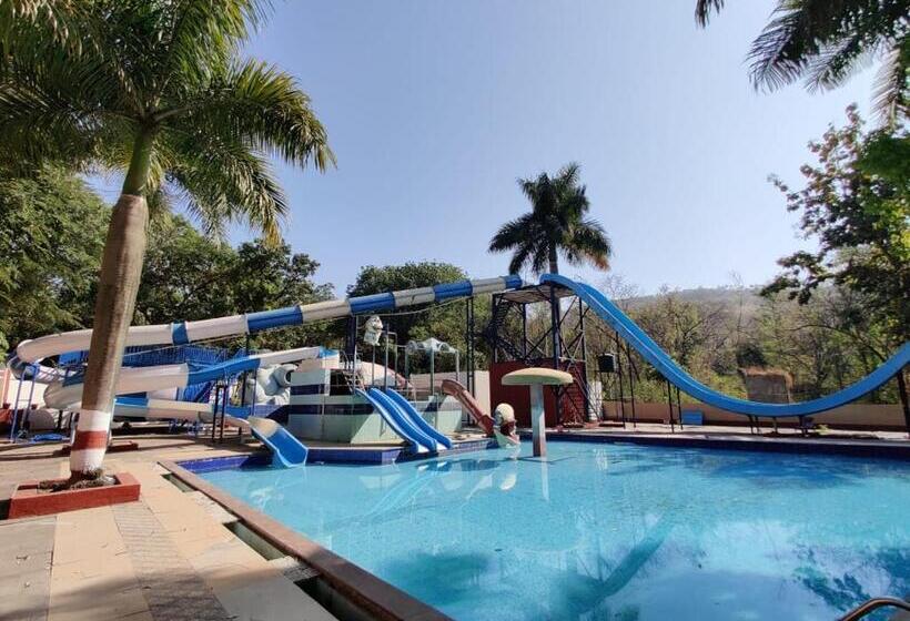 Hotell Orchard Resort By Vaishali Group