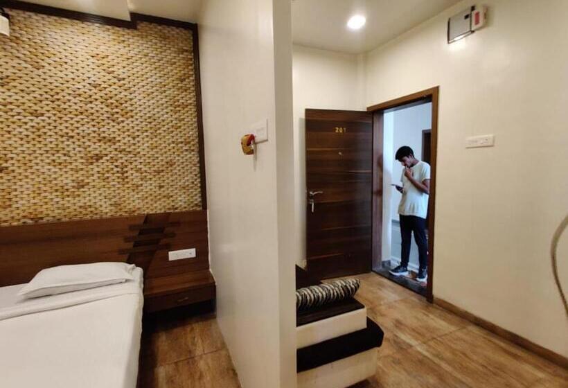 Hotell Orchard Resort By Vaishali Group