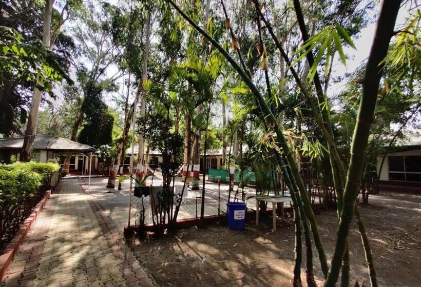 Hotell Orchard Resort By Vaishali Group