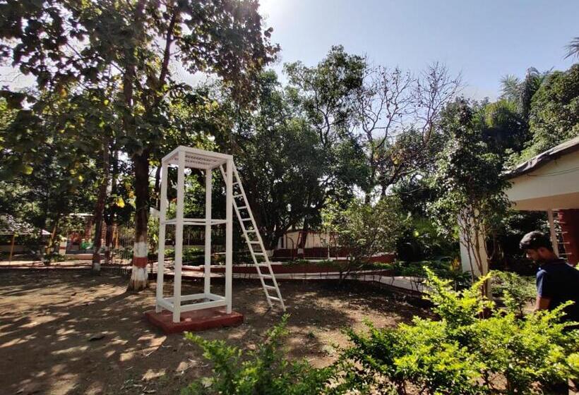 Hotell Orchard Resort By Vaishali Group