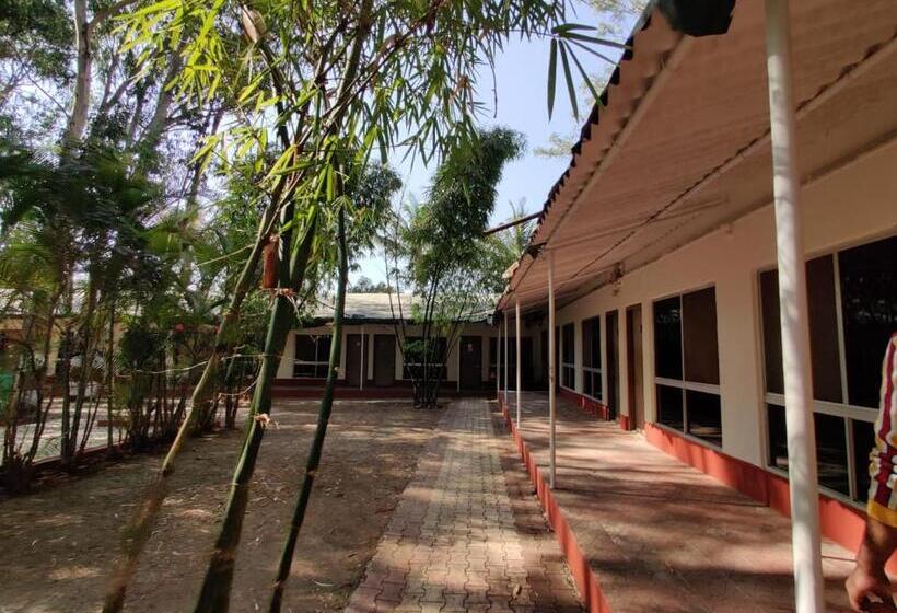 Hotell Orchard Resort By Vaishali Group