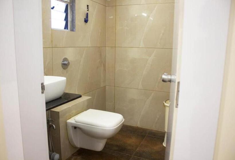 酒店 Parashar Check In