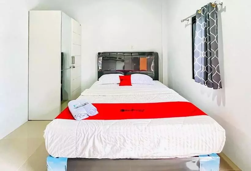 ホテル Reddoorz At Mg House Siantar Timur