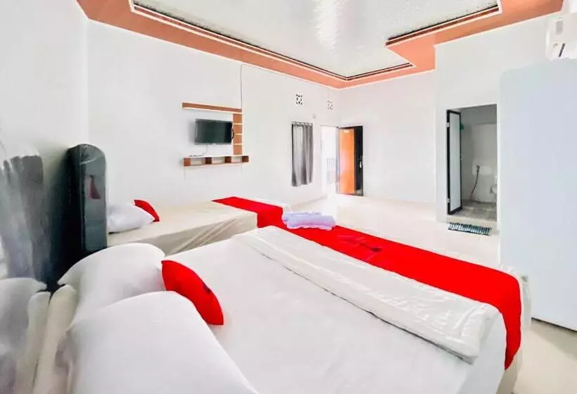 ホテル Reddoorz At Mg House Siantar Timur