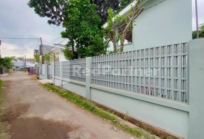 هتل Saijaan Guesthouse Unej Redpartner