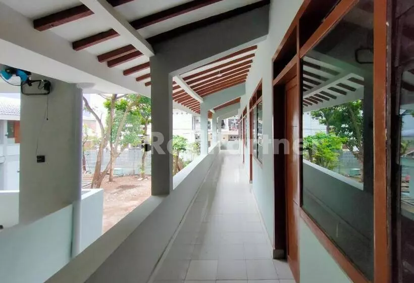 هتل Saijaan Guesthouse Unej Redpartner