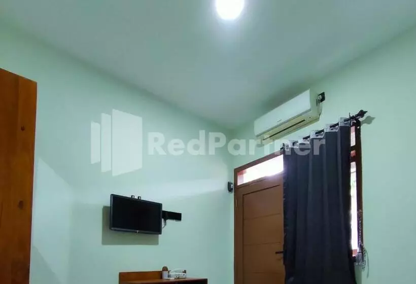 هتل Saijaan Guesthouse Unej Redpartner