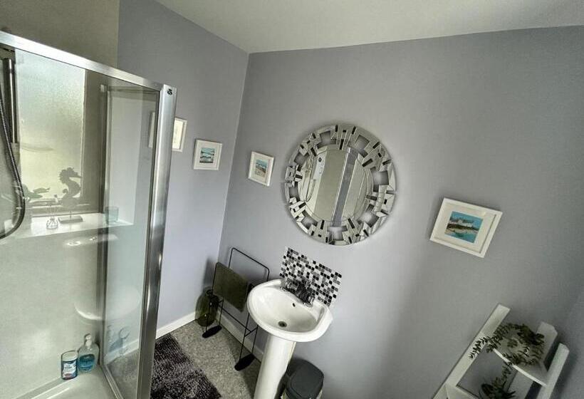 בית מלון כפרי St Duthus