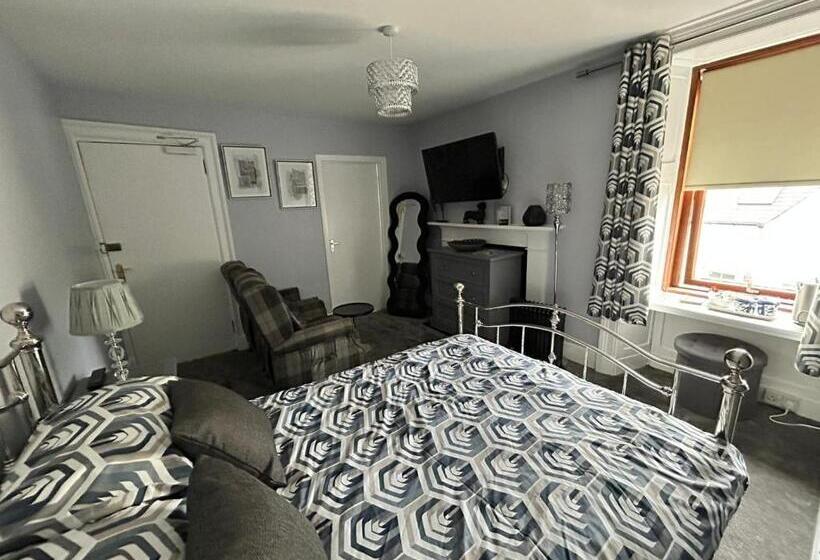 בית מלון כפרי St Duthus