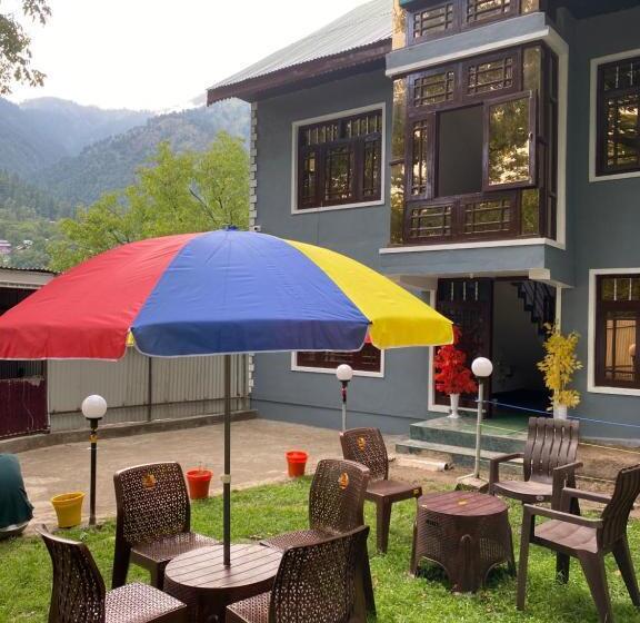 Hotel The Sameer Resort