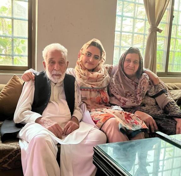 پانسیون Gilanis