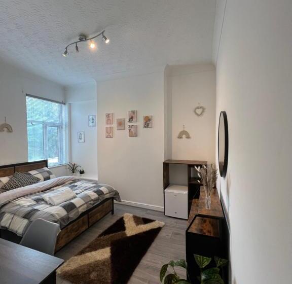 بنسيون The Guest House By U&a