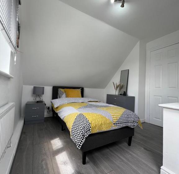 بنسيون The Guest House By U&a