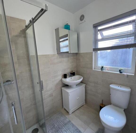 بنسيون The Guest House By U&a