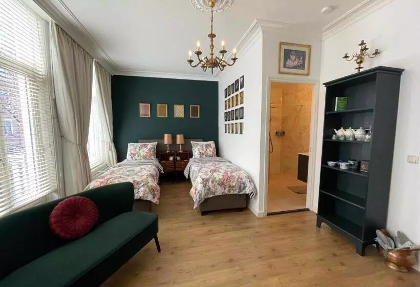 Aamiaismajoitus (B&B) Comfortable Stylish Room In City Centre Of The Hague