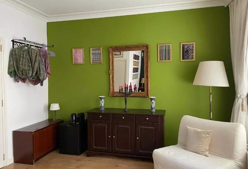 Aamiaismajoitus (B&B) Comfortable Stylish Room In City Centre Of The Hague