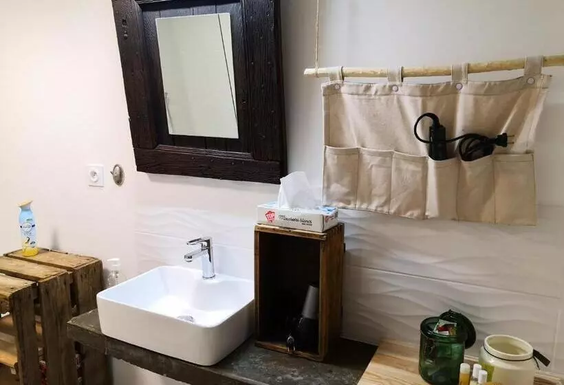 Aamiaismajoitus (B&B) Ma Maison Est La Vôtre