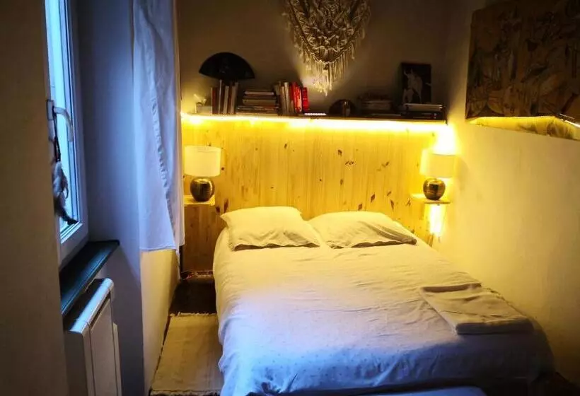 Aamiaismajoitus (B&B) Ma Maison Est La Vôtre