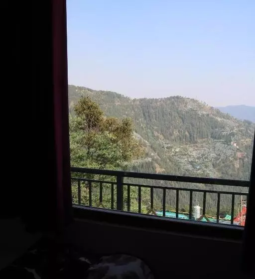 Hotelli Anant Resort