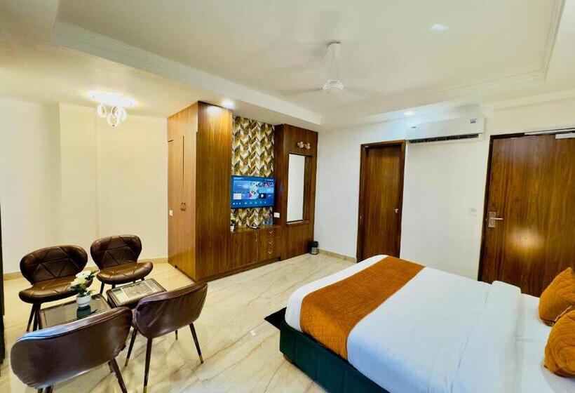 Отель Kothari Guest House