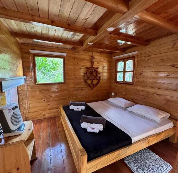 Отель La Martina Lc