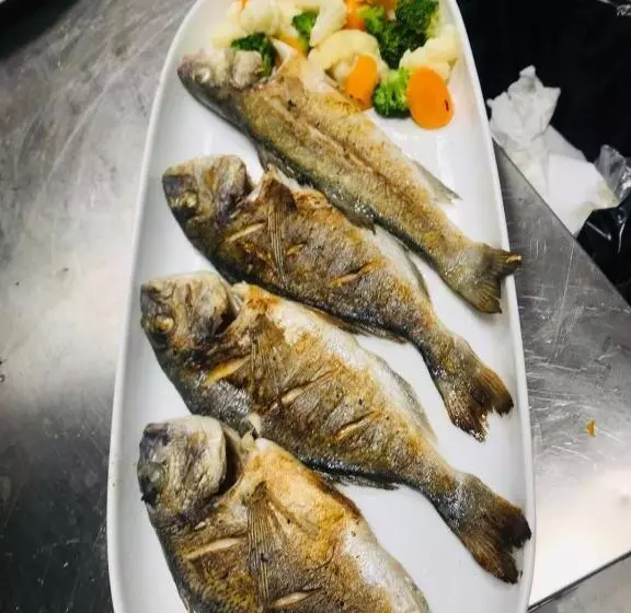 ホテル Unico Borsh Bar Restaurant
