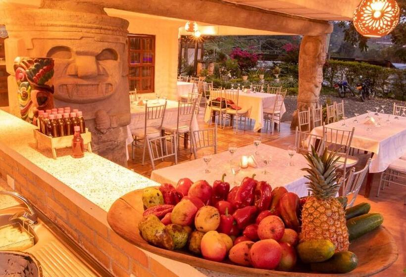 هتل Valladollyd San Agustín