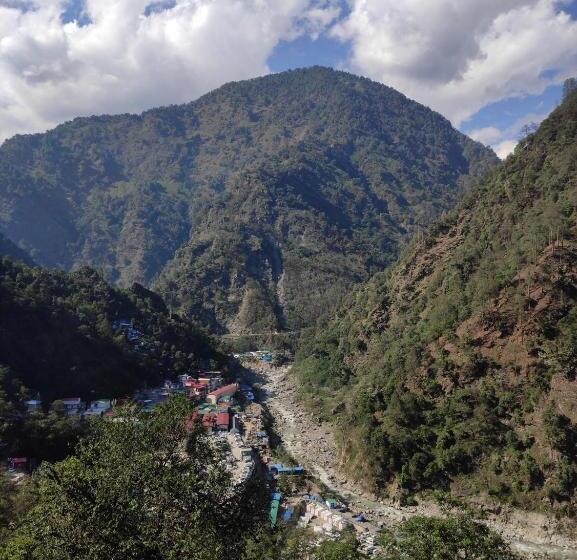 Narayan Valley Resort