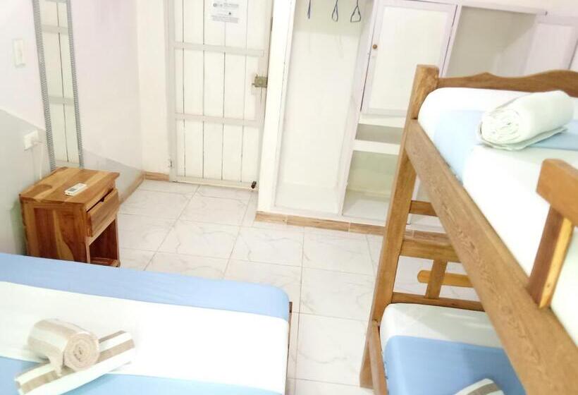 پانسیون Bamboo Rincon Del Mar