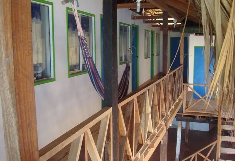 پانسیون Bamboo Rincon Del Mar