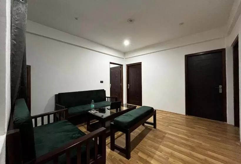 پانسیون Barcha Guest House