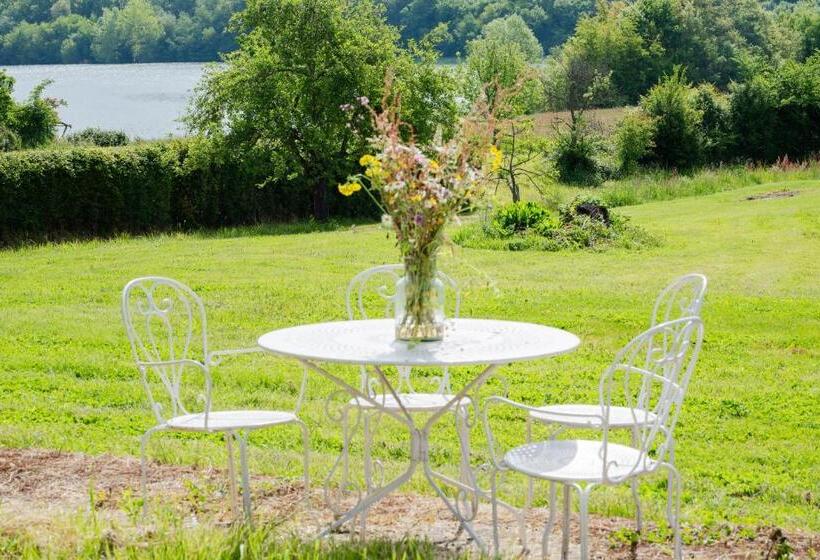 Пансион Domaine La Barbe