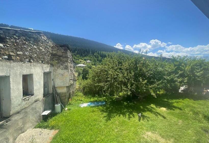 پانسیون Guesthouse Robi