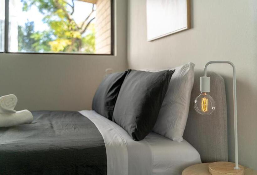 بنسيون 1nc Spacious 3bedroom Townhouse, North Sydney Free Parking