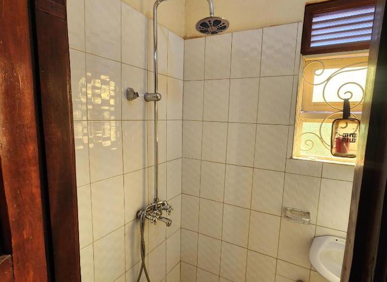 پانسیون Sundowns Guest House