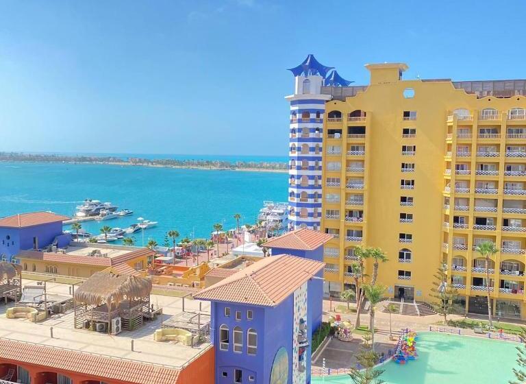 Porto Marina Hotel Chalet Seaview   شاليه فندقي بورتو مارينا مارينا 3 الساحل الشمالي فيو بحر و بحيرة